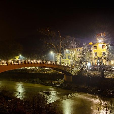 Hotel Codrisor Bistriţa Dış mekan fotoğraf